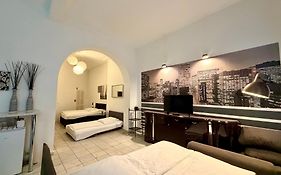 Altstadthotel Hayk Am Rhein